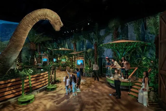 dinosaur model for  museum.jpeg