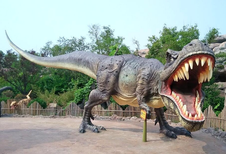 Unveiling Lifesize Realism.jpeg