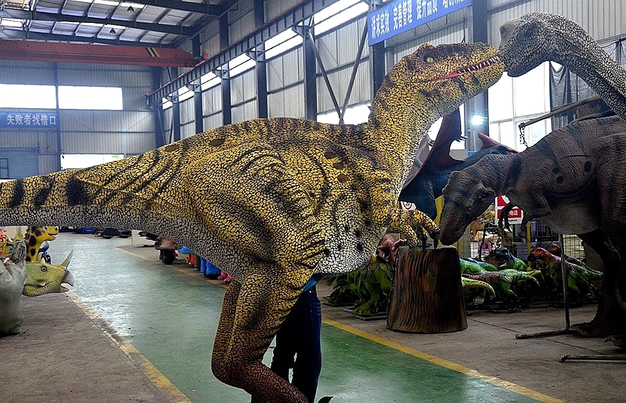 Real Raptor Costume for shows .jpeg