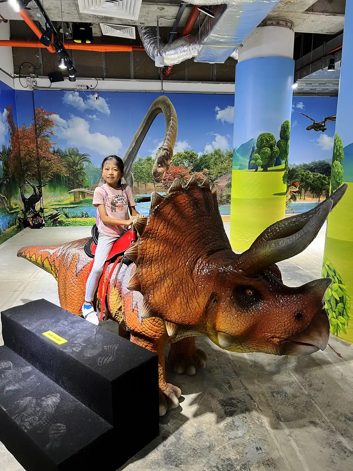 6617c65c0bf232d43af5a6a6_Roar Dinosaur Adventure Park (3).jpg