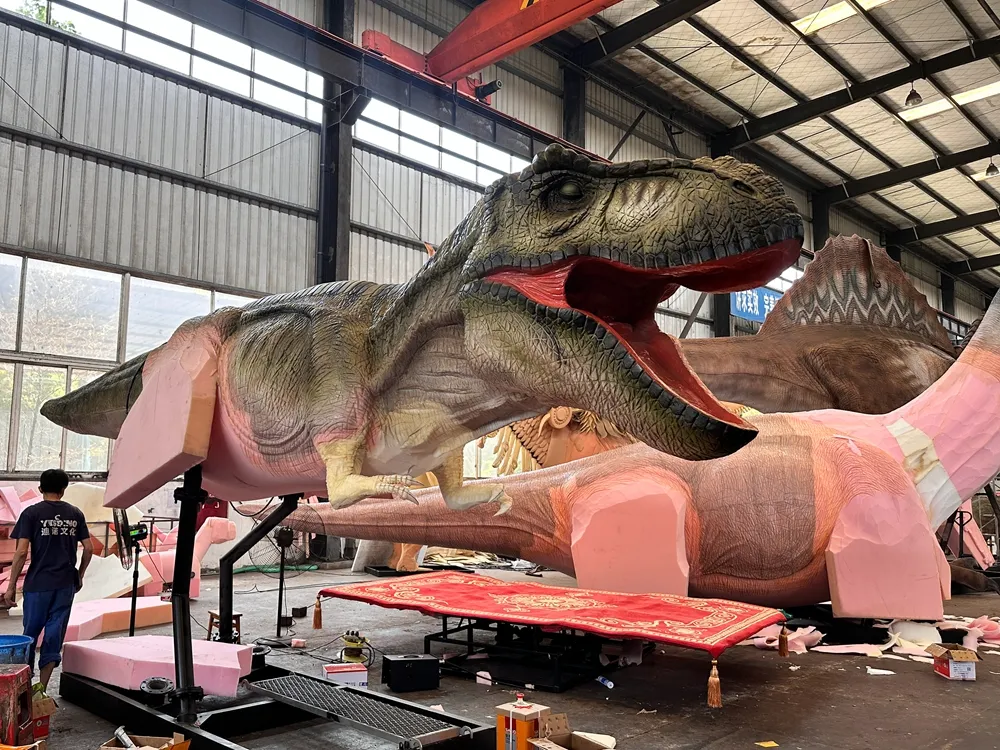 8m animatronic T‑Rex under production