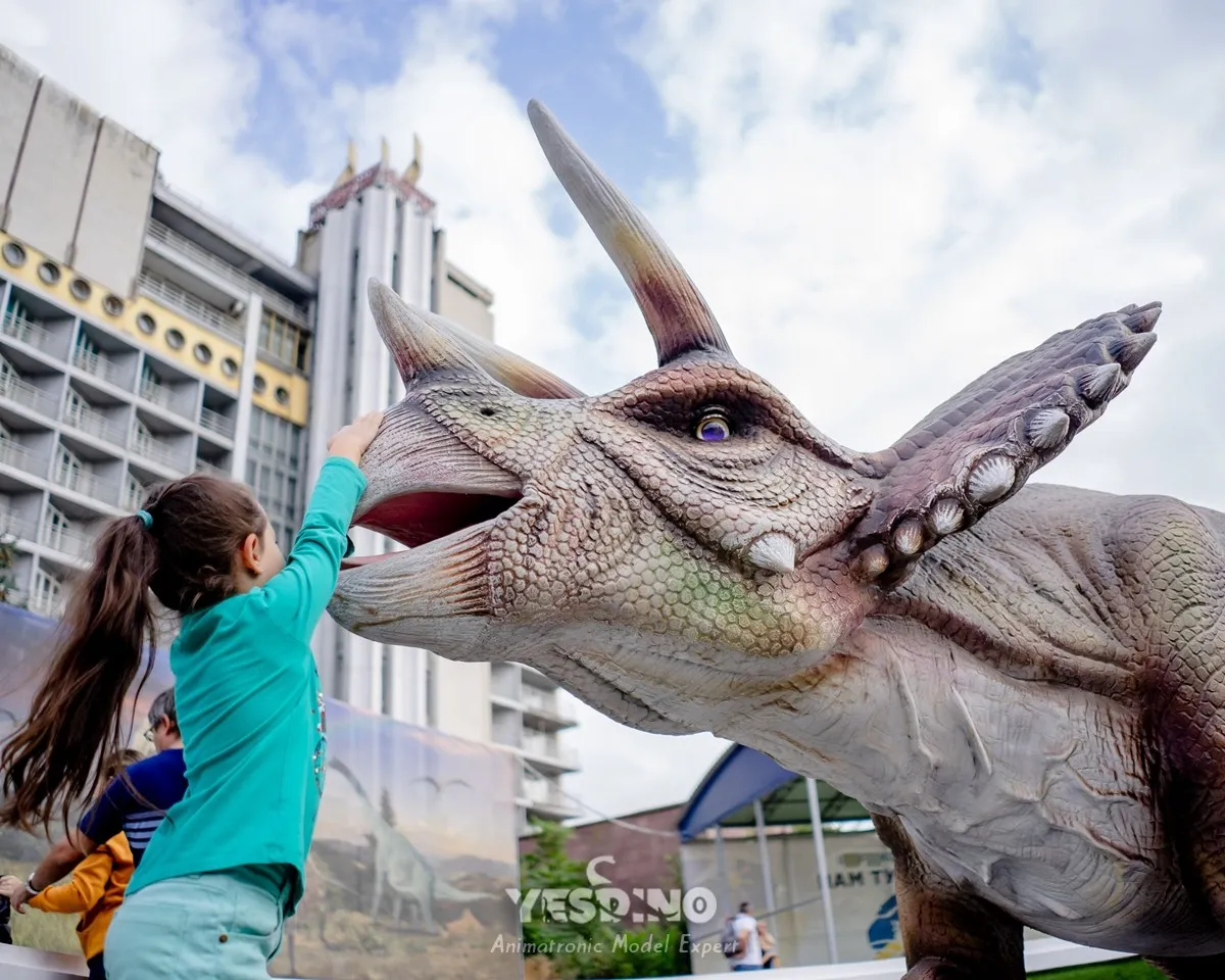 Animatronic Triceratops
