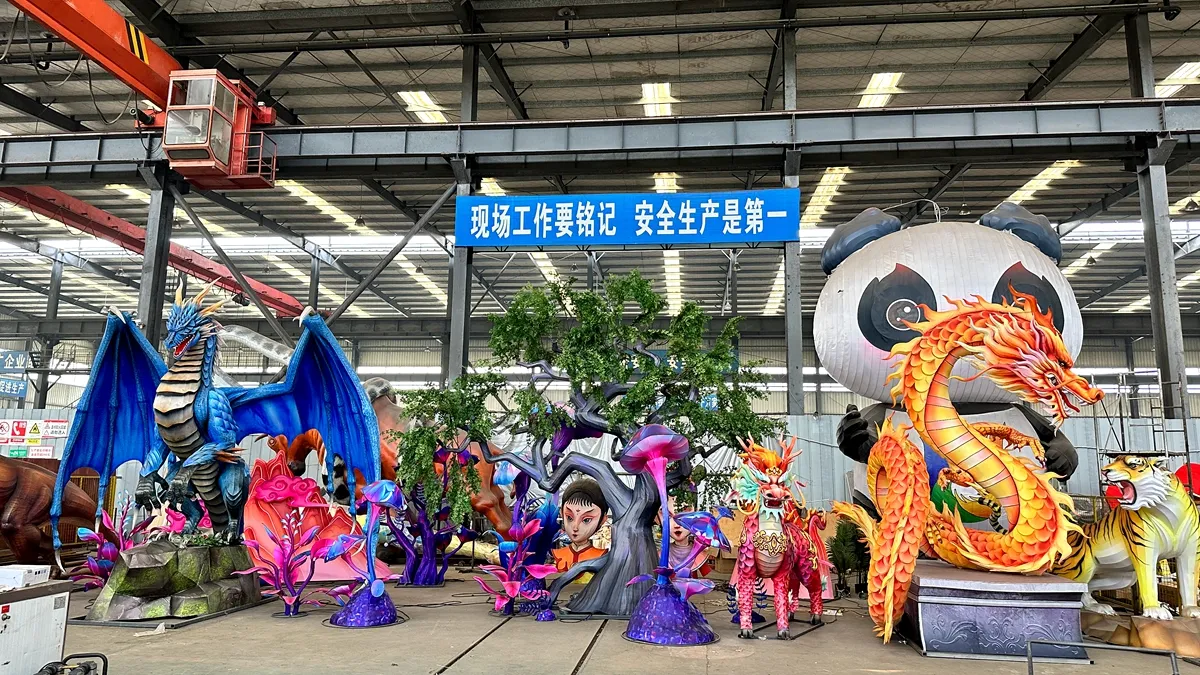 Custom animatronic and themed models on display at the YESDINO factory
